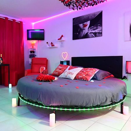 Love Room A Deux Pas De L'Ocean Avec Hammam, Sauna Et Bain A 2 :-) Biscarrosse Exterior photo